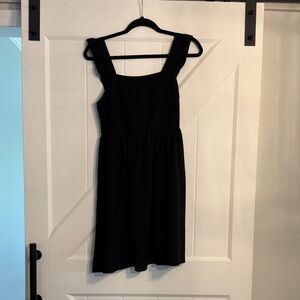 Elegant Black Sleeveless Dress